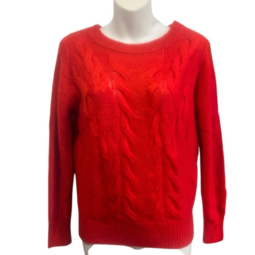 Selection Red cable knit sweater size medium